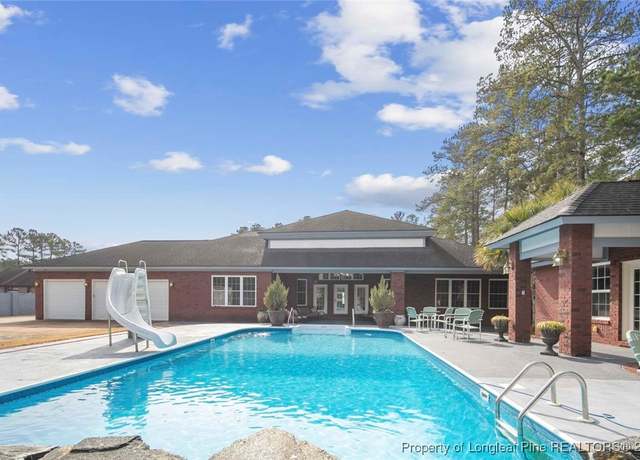 Property at 5304 Pineview Rd, Lumberton, NC 28360, 4 beds, 3 baths