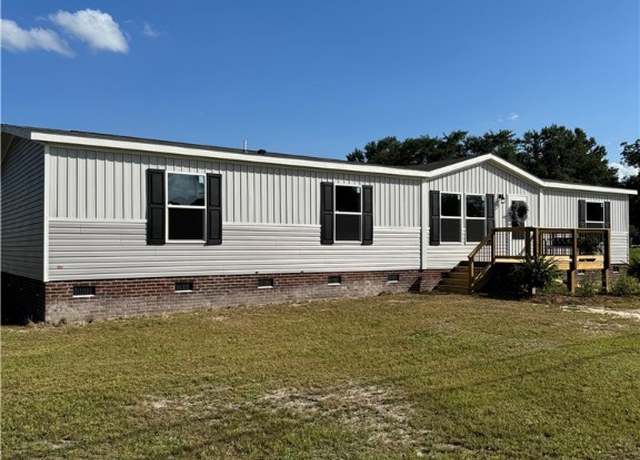 Property at 16 Industrial Dr, Bunnlevel, NC 28323, 4 beds, 2 baths