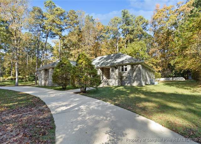 Property at 912 Botany Woods Dr, Sanford, NC 27330, 4 beds, 3 baths
