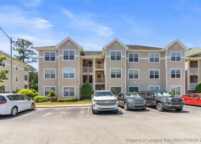 Property at 3316 Harbour Pointe Pl #9, Fayetteville, NC 28314, 3 beds, 2 baths