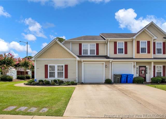 Property at 3072 Candlelight Dr, Fayetteville, NC 28311, 3 beds, 2.5 baths