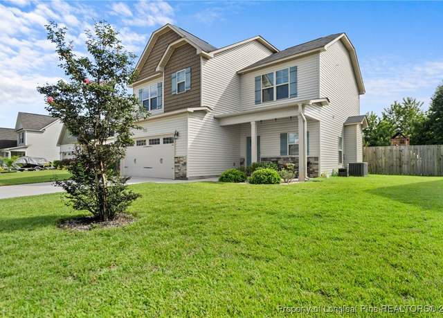 Property at 292 Magwood Dr, Raeford, NC 28376, 4 beds, 2.5 baths