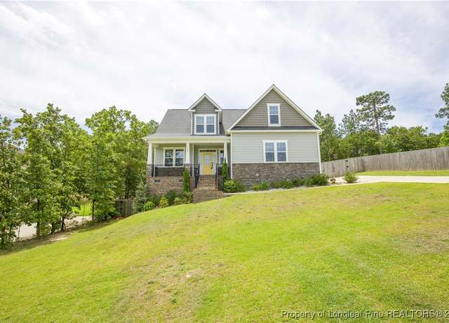 Property at 576 Executive Dr, Lillington, NC 27546, 3 beds, 2.5 baths