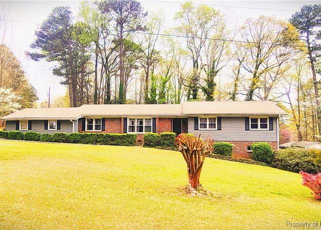 Property at 1104 Oldham Lake Rd, Sanford, NC 27330, 3 beds, 2 baths