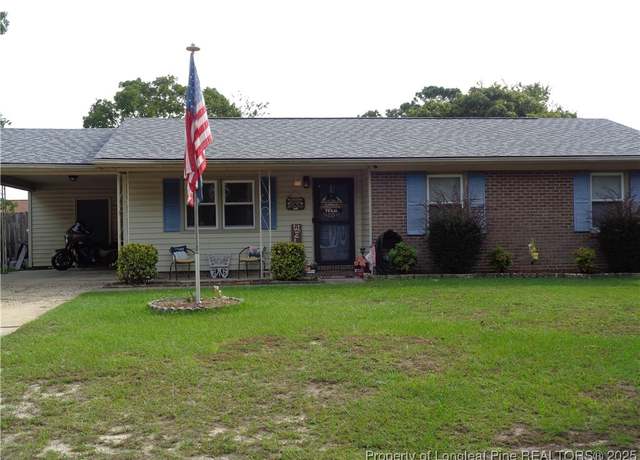 Property at 6220 Bretton Woods Dr, Hope Mills, NC 28348, 3 beds, 2 baths