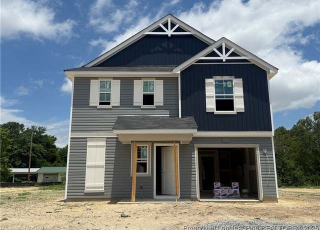 Property at 1064 Emerald Stone Loop, Hope Mills, NC 28348, 3 beds, 2.5 baths