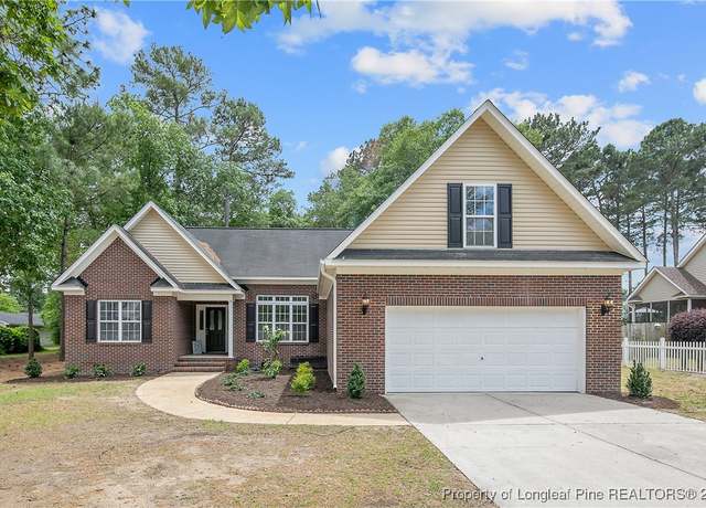 Property at 5415 Kentucky Ln, Hope Mills, NC 28348, 3 beds, 2 baths