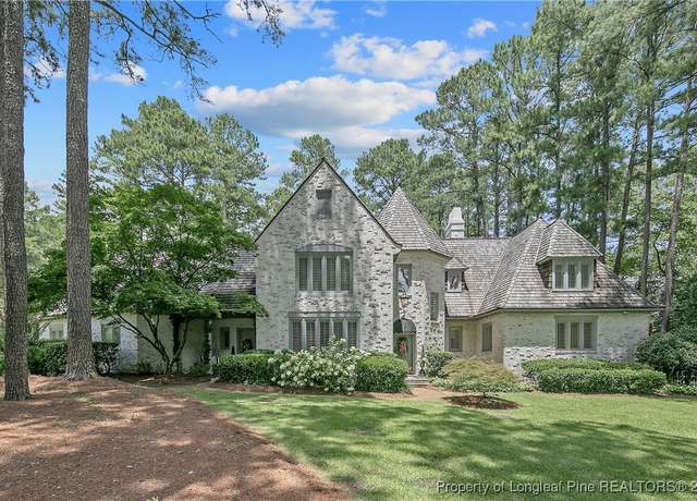 Property at 247 Summertime Rd, Fayetteville, NC 28303, 4 beds, 3.5 baths
