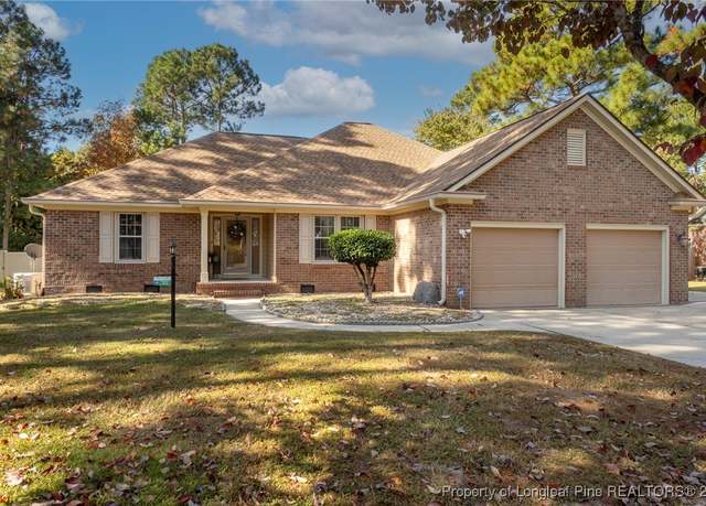 Property at 7575 Firethorn Dr, Fayetteville, NC 28311, 3 beds, 2 baths