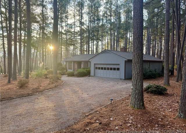 Property at 1982 Wedgewood Dr, Sanford, NC 27332, 3 beds, 2.5 baths