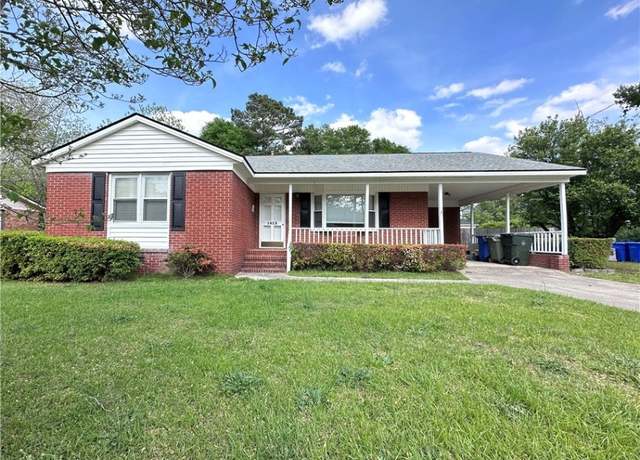 Property at 1413 Skycrest Dr, Fayetteville, NC 28348, 3 beds, 1.5 baths