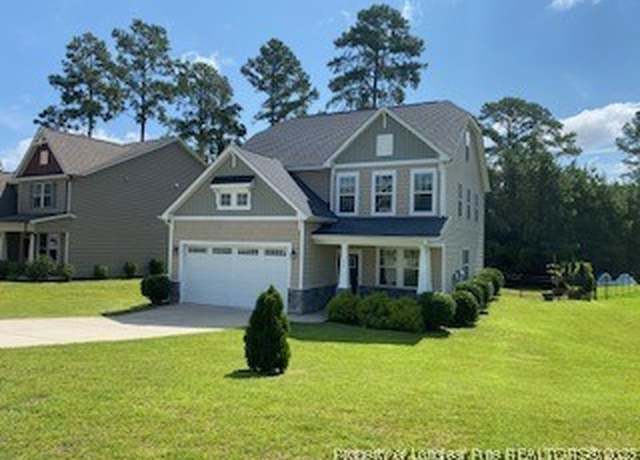 Property at 437 Timber Skip Dr, Spring Lake, NC 28390, 4 beds, 2.5 baths