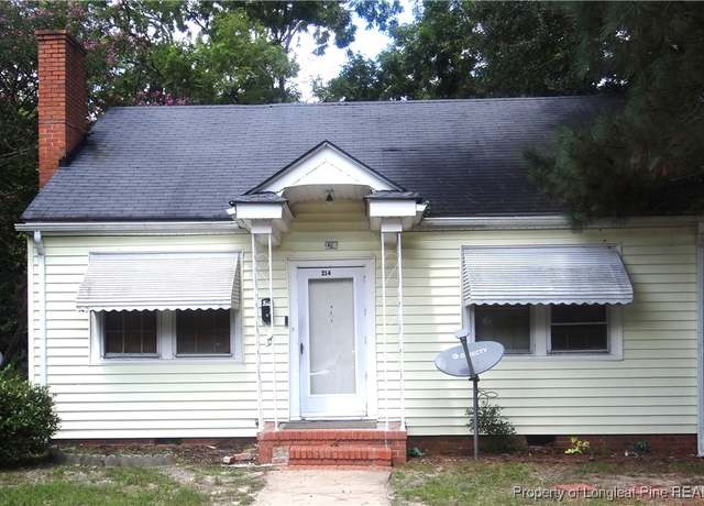 Property at 214 S Windsor Dr, Fayetteville, NC 28301, 2 beds, 2 baths