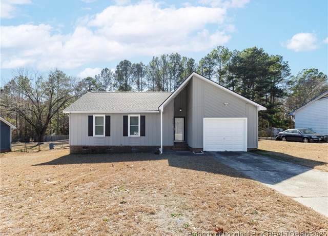 Property at 9561 Mountain Home Dr, Fayetteville, NC 28314, 3 beds, 2 baths