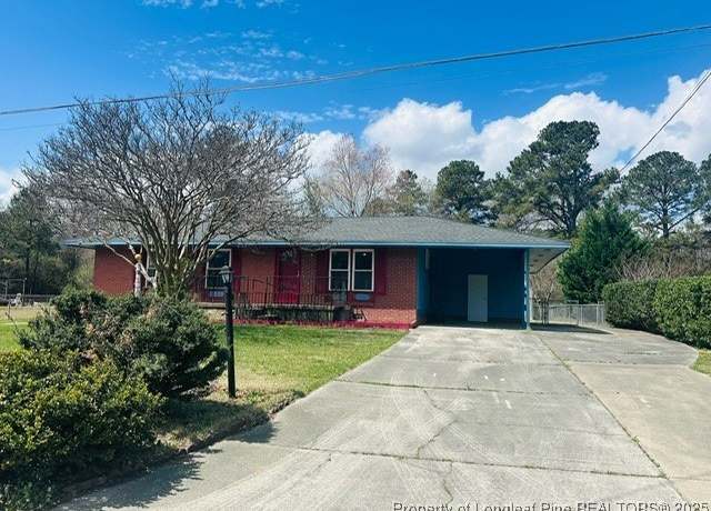 Property at 3103 E Brinkley Dr, Spring Lake, NC 28390, 5 beds, 2 baths