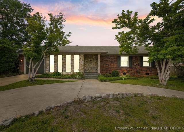 Property at 7202 Godfrey Dr, Fayetteville, NC 28303, 3 beds, 2 baths