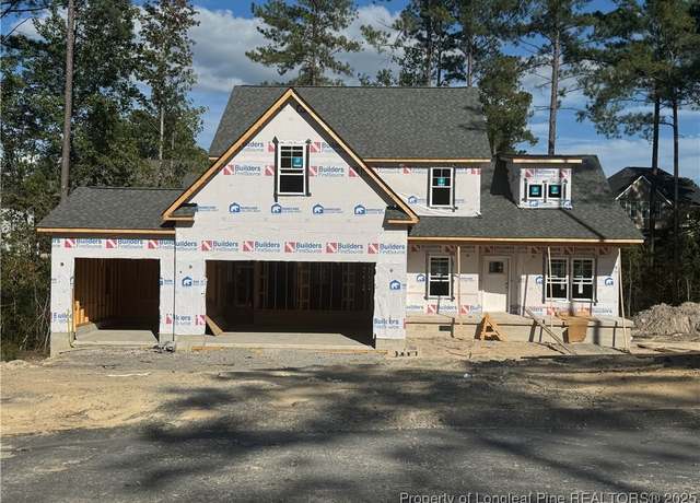 Property at 96 Graduate Ct, Spring Lake, NC 28390, 4 beds, 3.5 baths
