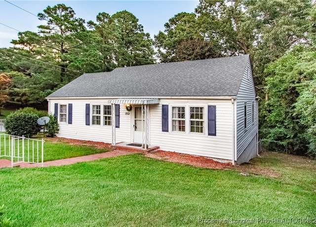 Property at 1932 Dogwood St, Fayetteville, NC 28301, 2 beds, 1.5 baths