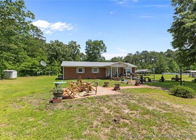 Property at 231 Dogwood Dr, Lumber Bridge, NC 28371, 3 beds, 2 baths