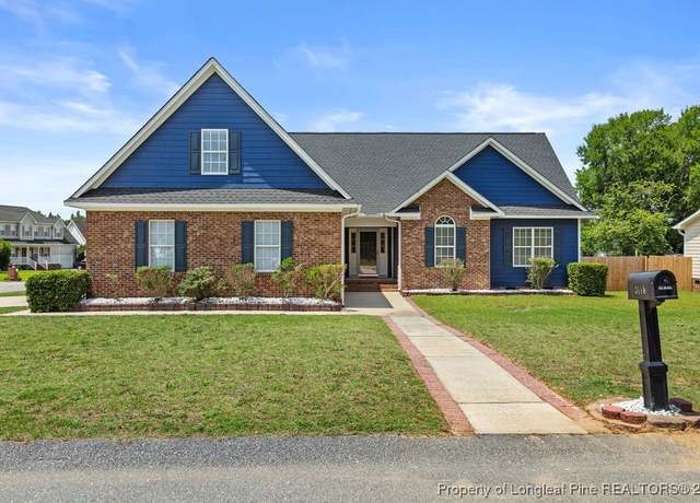 Property at 3118 High Plains Dr, Hope Mills, NC 28348, 4 beds, 3 baths