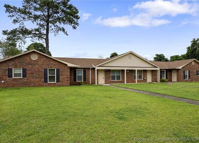 Property at 214 Crabapple Cir, Fayetteville, NC 28303