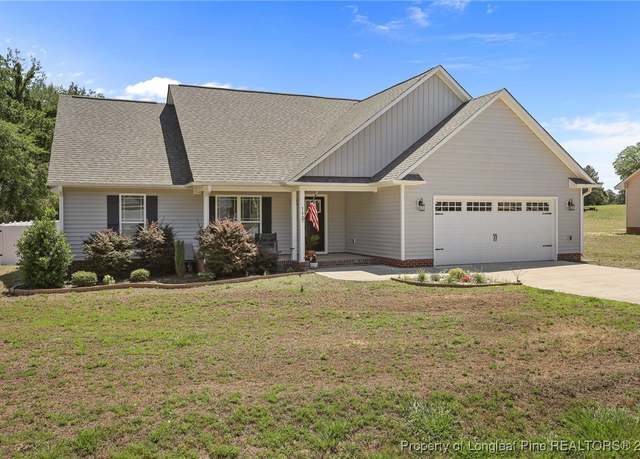 Property at 152 Goose Creek Cir, Dunn, NC 28334, 3 beds, 2 baths