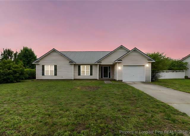 Property at 225 Northwoods Dr, Raeford, NC 28376, 3 beds, 2 baths