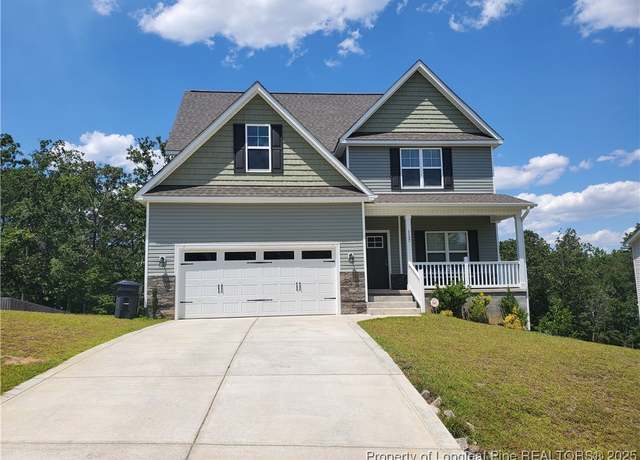 Property at 112 Nairn St, Fayetteville, NC 28311, 4 beds, 3 baths