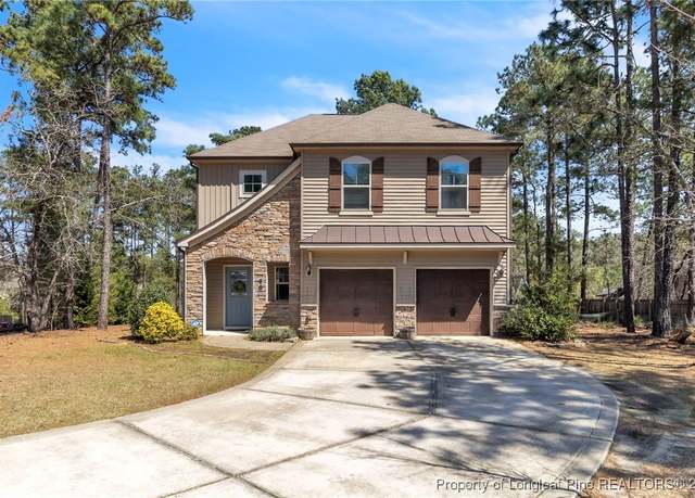 Property at 76 Slate Dr, Spring Lake, NC 28390, 3 beds, 2.5 baths