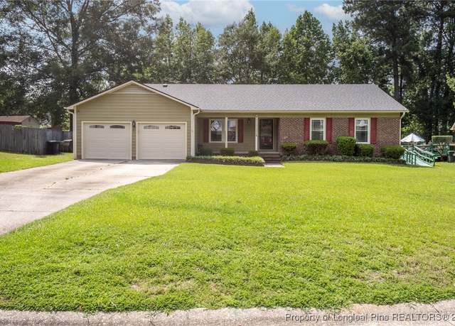 Property at 5621 Monks Walk Ct, Fayetteville, NC 28311, 3 beds, 2 baths