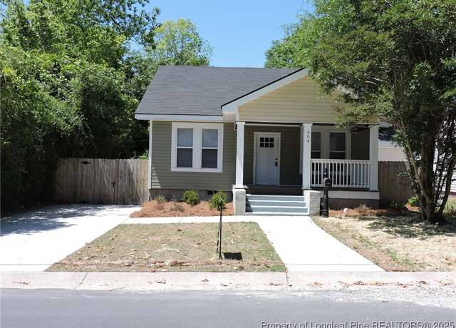 Property at 304 Bryan St, Fayetteville, NC 28305, 3 beds, 2.5 baths