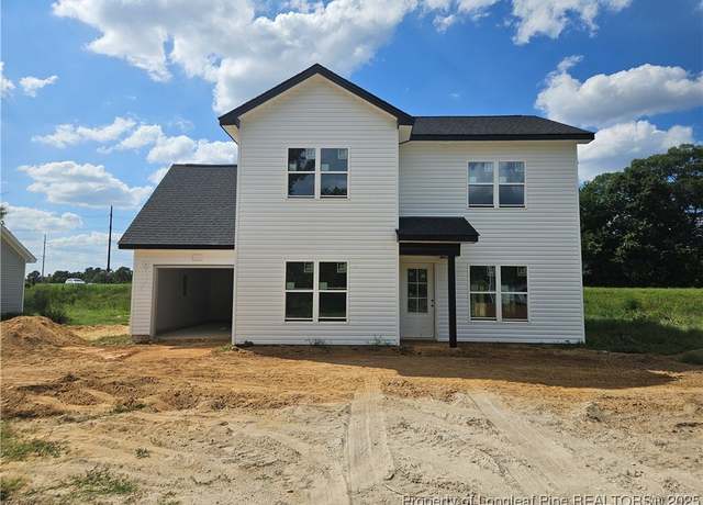 Property at 3542 Camden Road Ext, Fayetteville, NC 28306, 3 beds, 2.5 baths