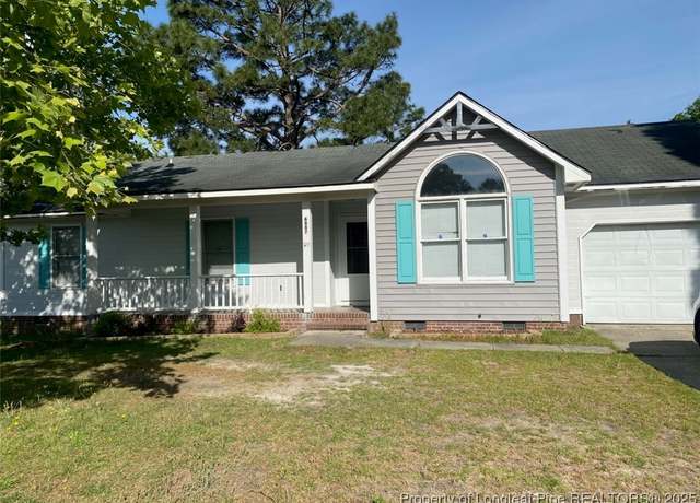 Property at 6887 Baystone Rd, Fayetteville, NC 28314, 3 beds, 2 baths
