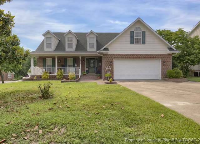 Property at 8440 Deertrot Dr, Fayetteville, NC 28314, 3 beds, 2.5 baths