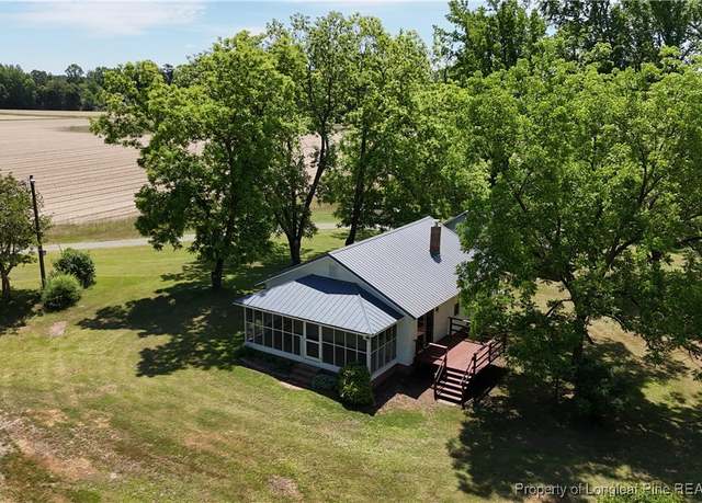 Property at 3997 Swanns Station Rd, Sanford, NC 27332, 2 beds, 1 bath