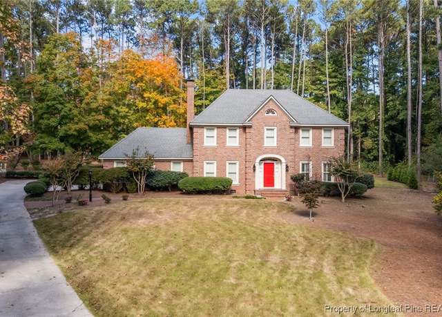Property at 184 Ellerslie Dr, Fayetteville, NC 28303, 4 beds, 3.5 baths