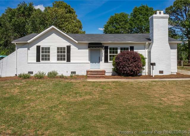 Property at 1833 Wayne Ln, Fayetteville, NC 28304, 3 beds, 2 baths