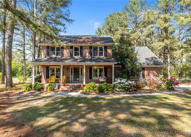 Property at 280 W Dove Ridge Ln, Spring Lake, NC 28390, 3 beds, 2.5 baths