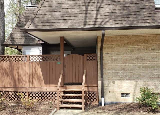 Property at 240 Brookberry Cir, Chapel Hill, NC 27517, 3 beds, 2.5 baths