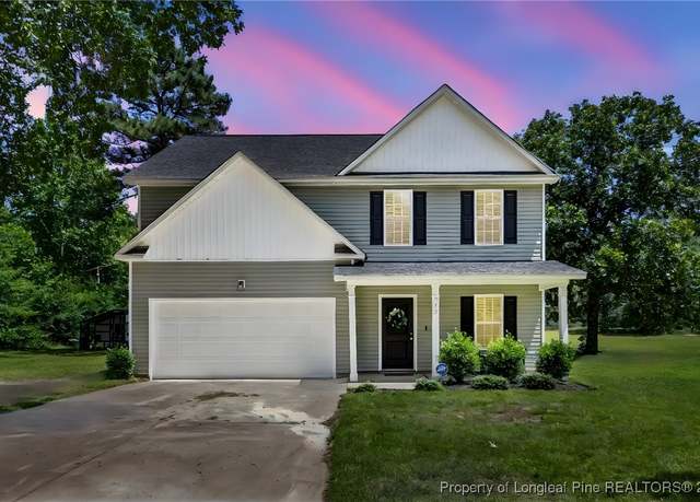 Property at 293 Hickory Dr, Raeford, NC 28376, 4 beds, 2.5 baths