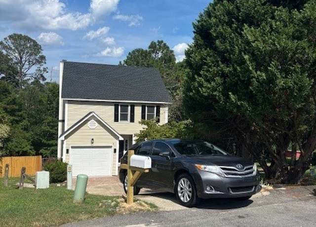 Property at 4731 Grandison Ct, Hope Mills, NC 28348, 3 beds, 2.5 baths