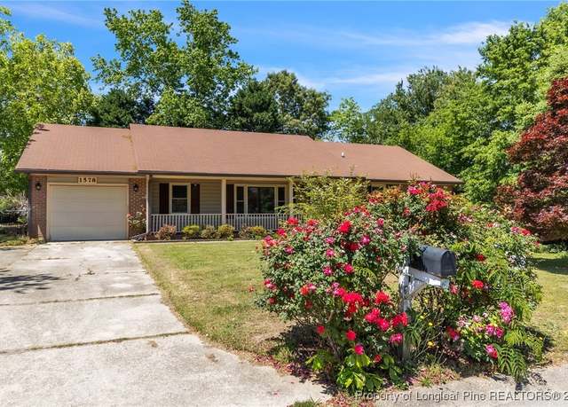 Property at 1578 Rossmore Dr, Fayetteville, NC 28314, 3 beds, 2 baths