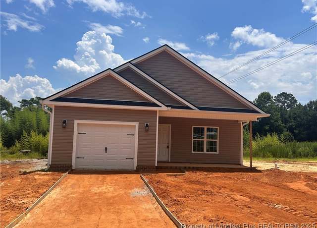 Property at 602 Cypress St, Roseboro, NC 28382, 3 beds, 2 baths