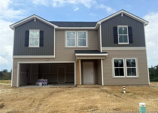 Property at 1069 Sapphire Stone Loop, Hope Mills, NC 28348, 4 beds, 3 baths