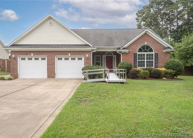 Property at 140 Old Gate Rd, Fayetteville, NC, 4 beds, 3 baths