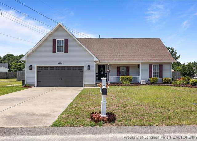 Property at 2720 Daniel Boone Ln, Hope Mills, NC 28348, 3 beds, 2 baths