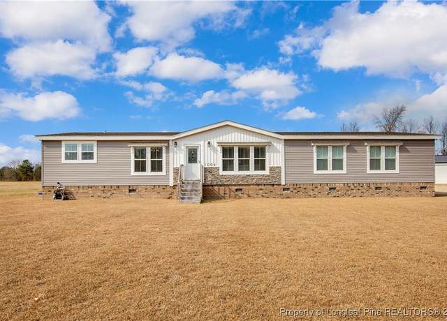 Property at 1004 Brayboy Rd, Rowland, NC 28383, 4 beds, 2 baths