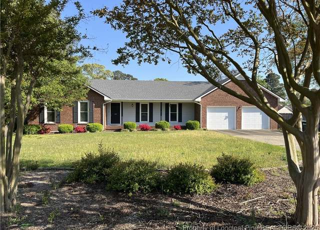 Property at 1799 Knotty Oak Ct, Fayetteville, NC 28314, 3 beds, 2 baths