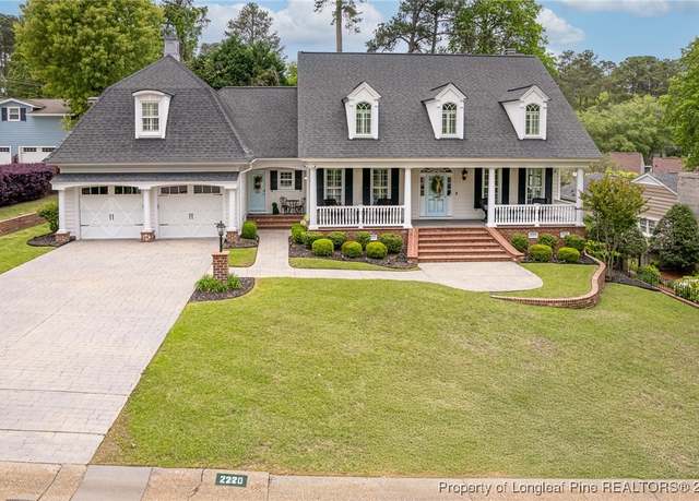 Property at 2220 Winterlochen Rd, Fayetteville, NC 28305, 4 beds, 3.5 baths