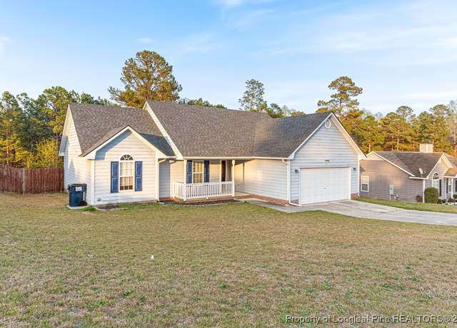 Property at 503 Northwoods Dr, Raeford, NC 28376, 3 beds, 2 baths